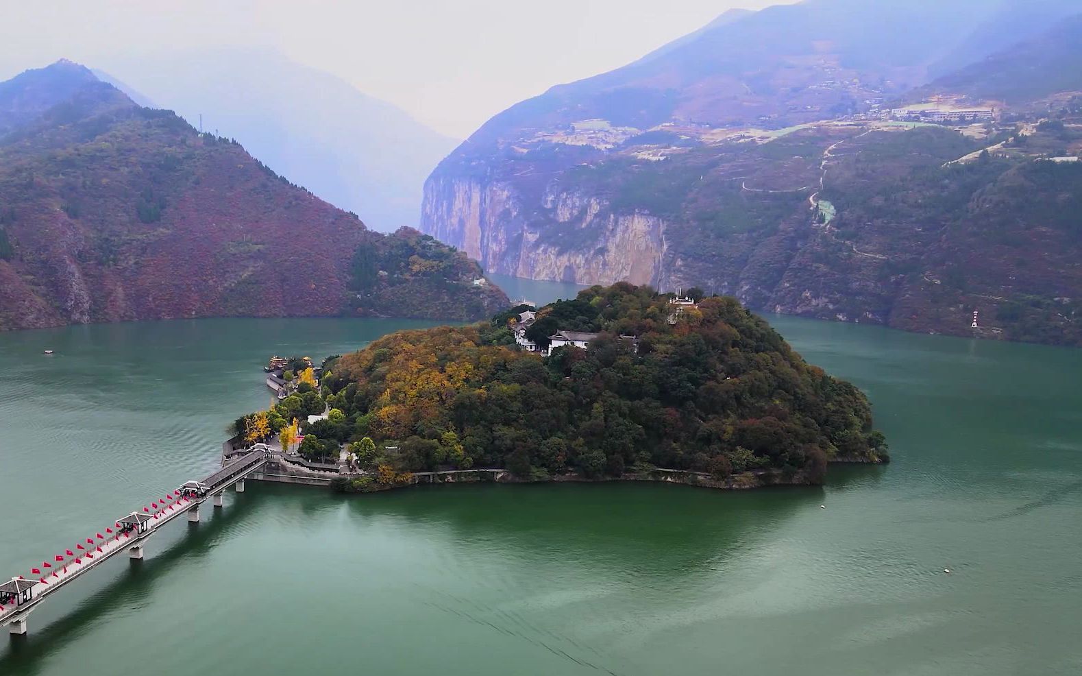 White-Emperor-City-Yangtze-River